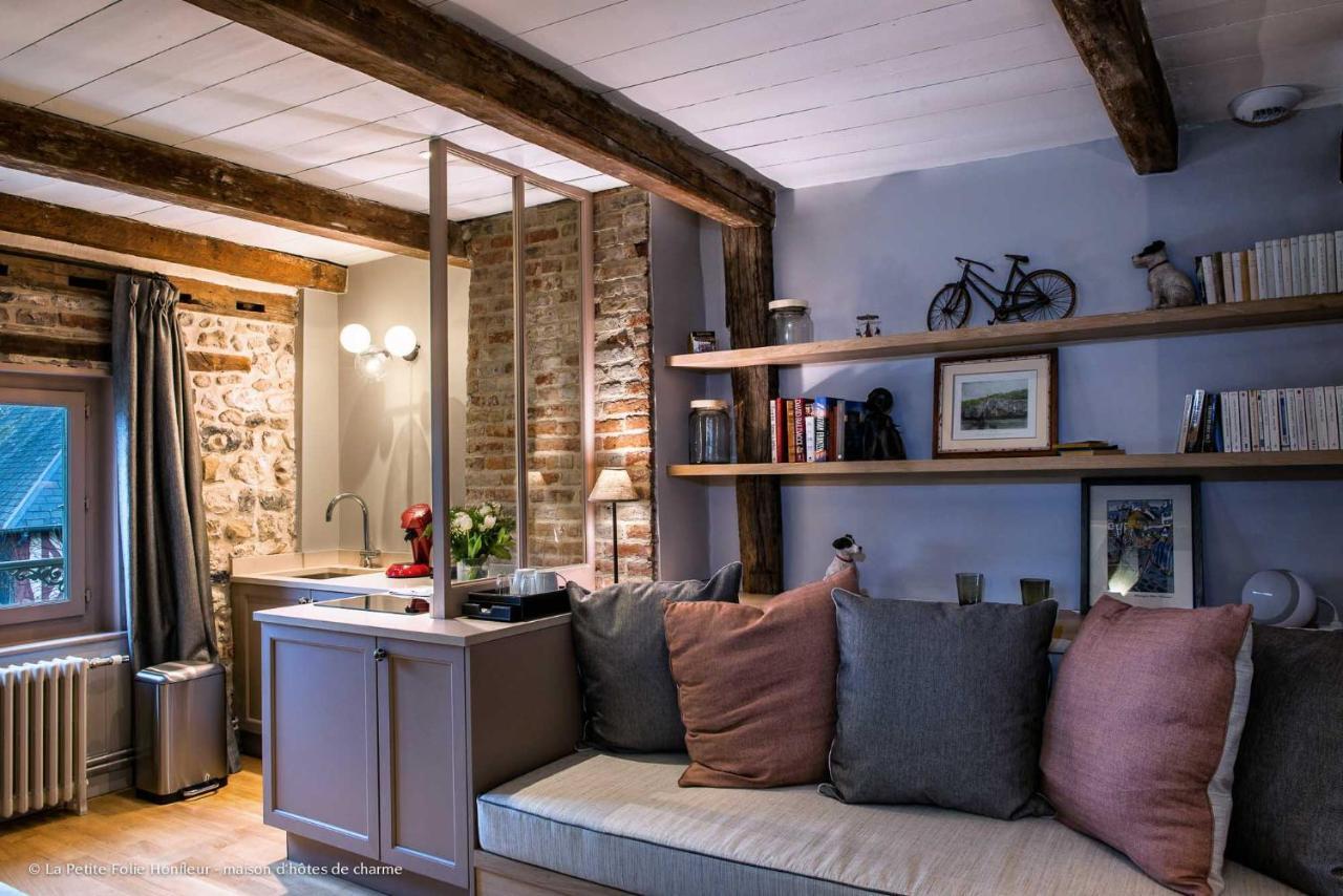 La Petite Folie Panzió Honfleur Kültér fotó