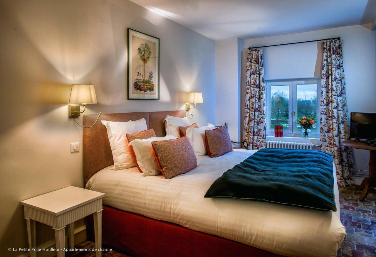 La Petite Folie Panzió Honfleur Kültér fotó