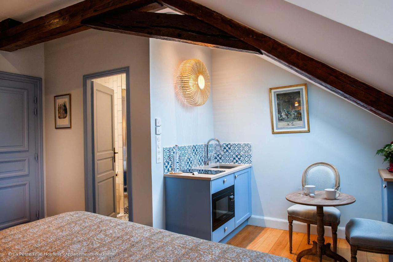 La Petite Folie Panzió Honfleur Kültér fotó